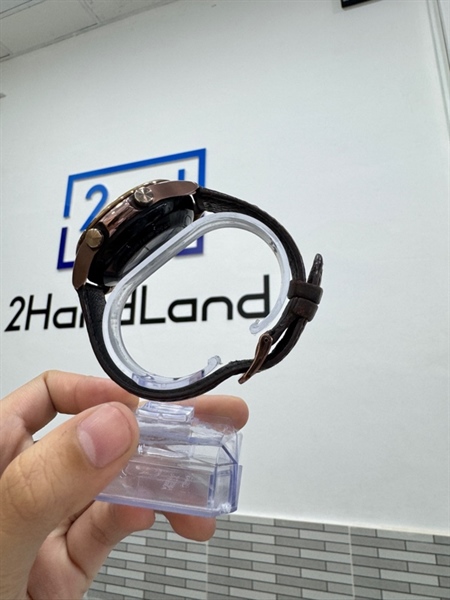 Đồng hồ Samsung Watch 3 Classic - 41mm - GPS - Màu vàng - Ngoại hình 97% - Trầy viền, màn ám xanh - Body, kèm sạc