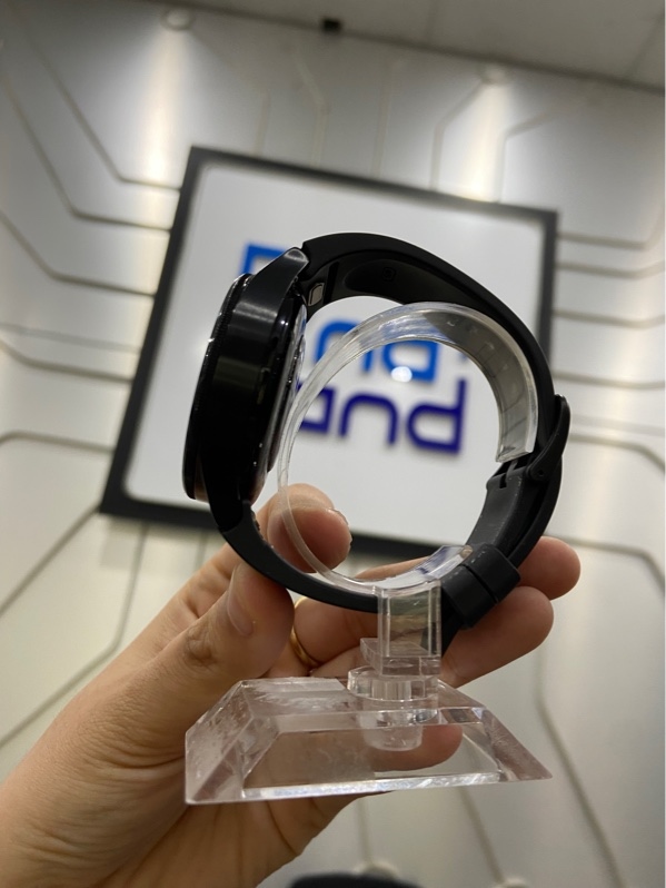 Đồng hồ Samsung Watch 6 Classic - 43mm - Màu đen - Ngoại hình: 97% - Xước sườn + lưng - Kèm sạc