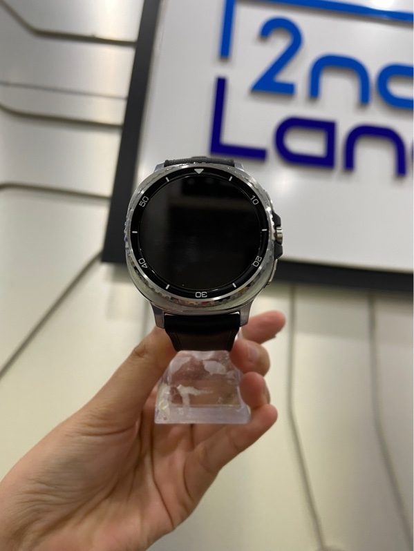 Đồng hồ Samsung Watch 8 Classic - SM-L505F - LTE hỗ trợ đc Esim - VN/A - Màu đen - Ngoại hình: 98% - FullBox