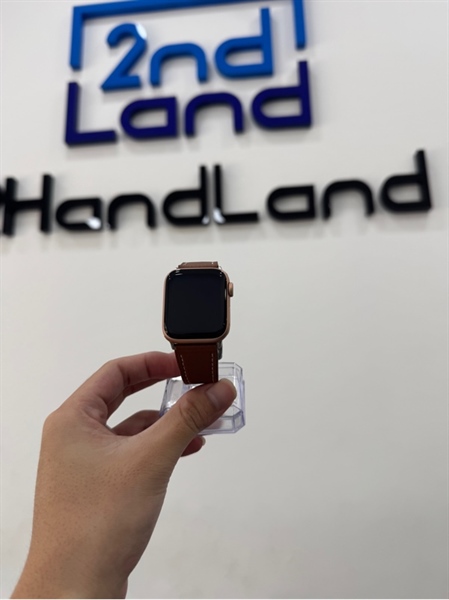 Đồng hồ SE Gen 1/40mm - VN/A - Bản GPS - Pin 99% - Viền nhôm - Màu đồng - Ngoại hình 98% - Kèm sạc