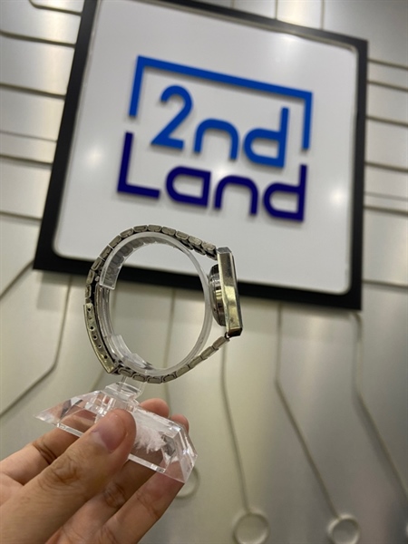 Đồng hồ Seiko 4206-5670 - 30mm - Màu bạc đen - Ngoại hình: 97% - Kính xước - Body 2