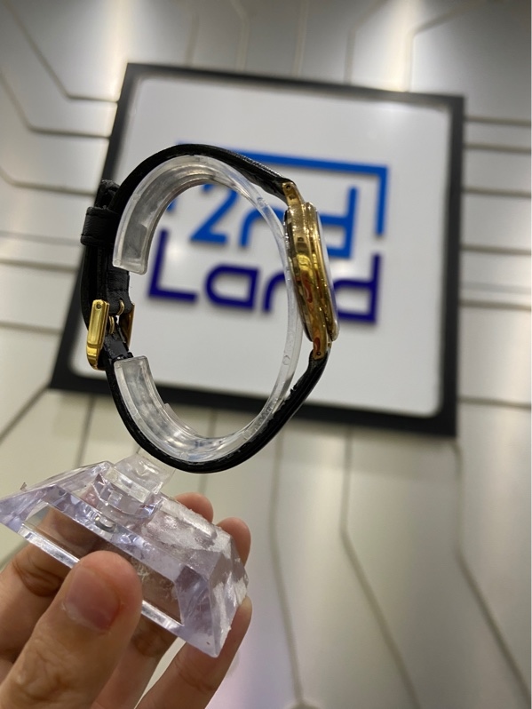 Đồng hồ Seiko - 6F34-6020 R1 - Màu vàng - Ngoại hình: 97% - Dây già - Body