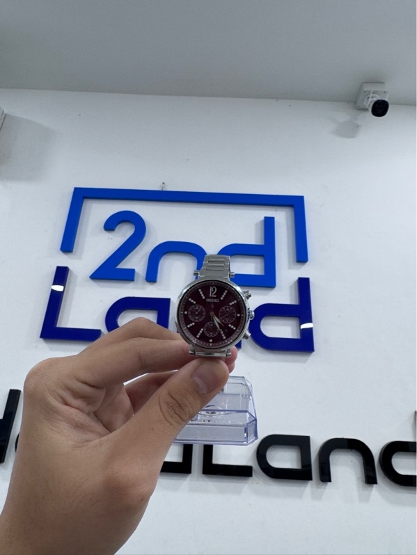Đồng hồ Seiko Lukia V175-0EF0 LK - Màu bạc - Ngoại hình 97% - Lưng trầy, kính xước - Body
