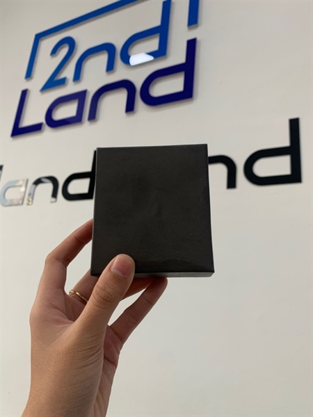 Đồng hồ Seiko Quartz Silver Wave - Màu bạc - Ngoại hình: 98% - Box 3