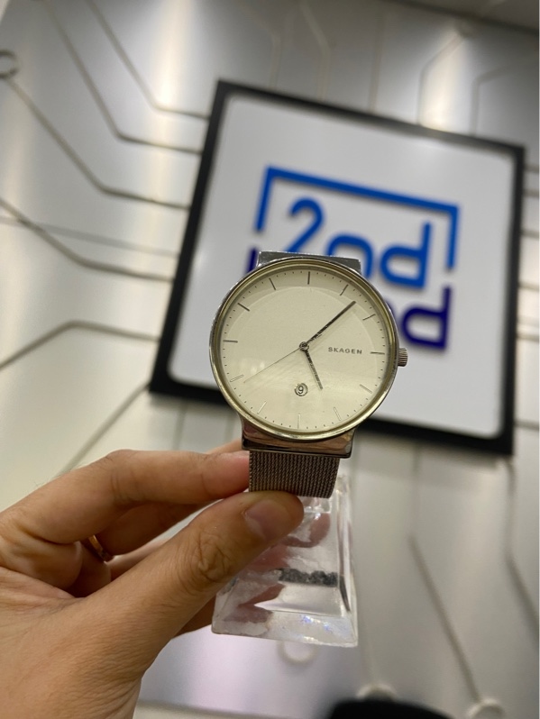 Đồng hồ Skagen Ancher SKW6290 - Màu bạc - Ngoại hình: 97% - Xước sườn, lưng, mặt kính nhiều - Body