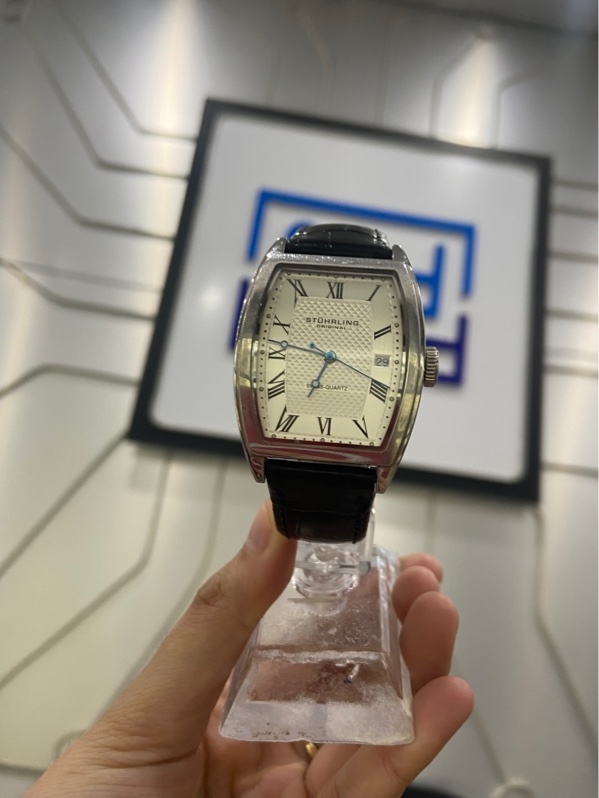Đồng hồ Stuhrling ST-241.33452 - Màu bạc - Ngoại hình: 98% - Dây già, thiếu đĩa - Body