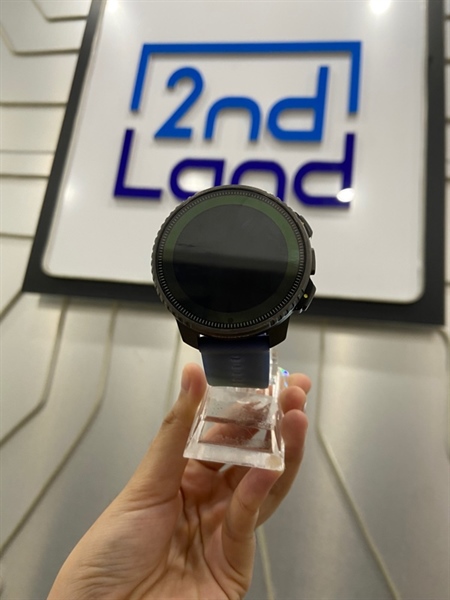 Đồng Hồ Suunto Vertical Titanium Solar - Màu bạc - Ngoại hình: 98% - Kèm sạc