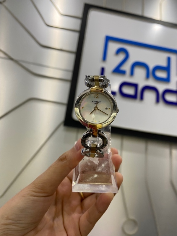 Đồng hồ TISSOT 1853 - T084210A - 28mm - Màu bạc - Ngoại hình: 98% - Body