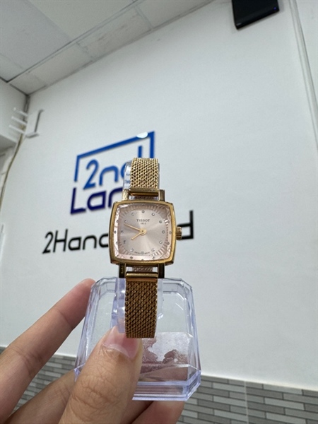 Đồng hồ Tissot Lovely Square - Màu vàng - Ngoại hình 97% - Mặt đít cấn - Body