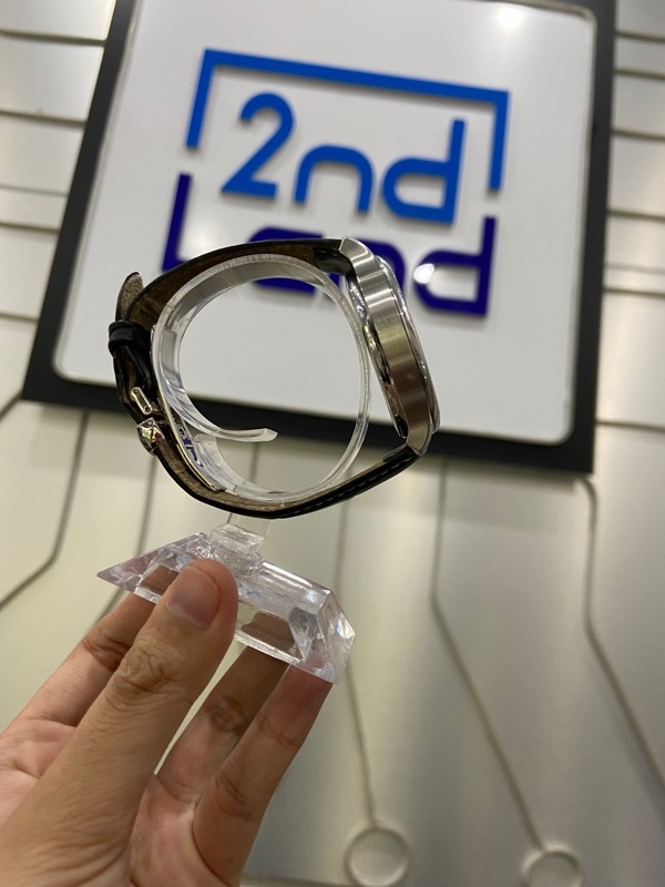 Đồng hồ Tissot Tradition Chronograph T063.617.16.057.00 - Màu đen - Ngoại hình: 97% - Body