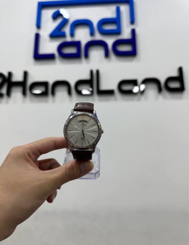 Đồng hồ TITAN 50mm Nam 1767SEA - Màu bạc - Ngoại hình 96% - Mặt kính trầy xướt - Body