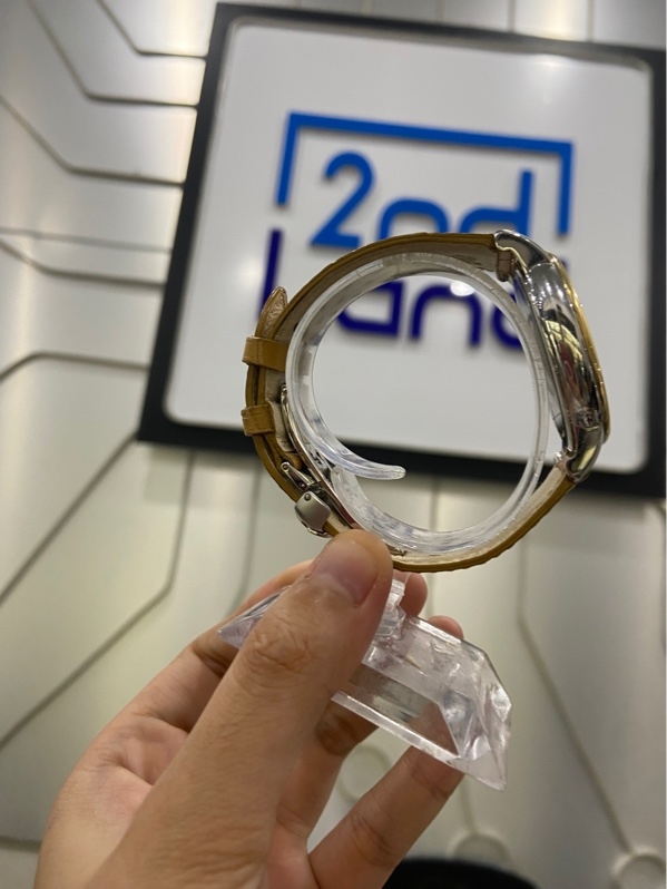 Đồng hồ Titsot Quart t052210.26.037.00 - 36mm - Màu vàng - Ngoại hình: 97% - Body