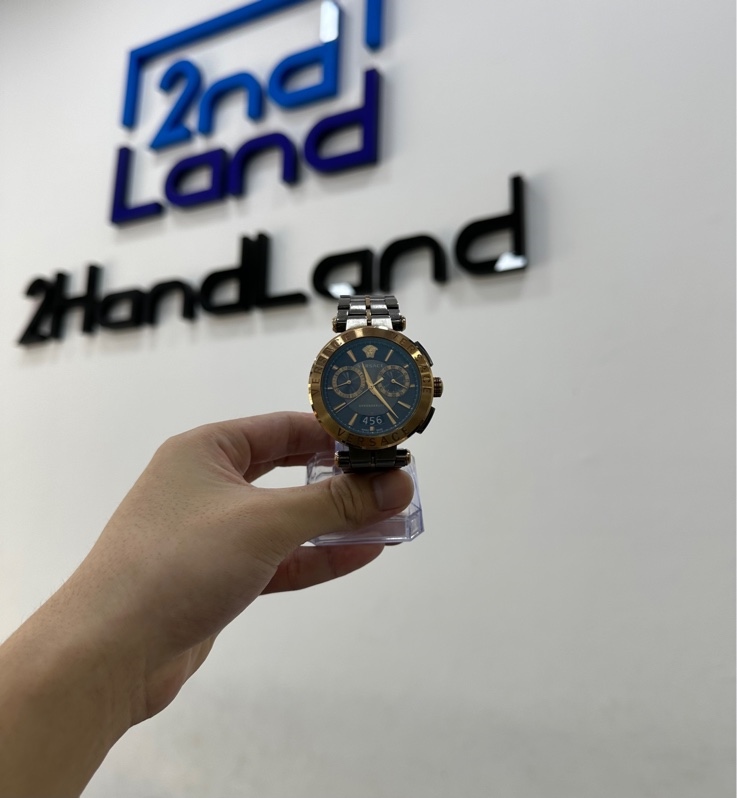 Đồng hồ Versace Aion Chrono VE1D00619 - 45mm - Màu vàng đồng - Ngoại hình 97% - Kèm box