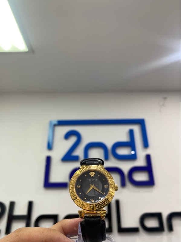 Đồng hồ Versace Daphnis Watch V16050017 - Màu Gold - Ngoại 97.5% - Cấn trầy viền, mặt kính xước nhẹ - Body