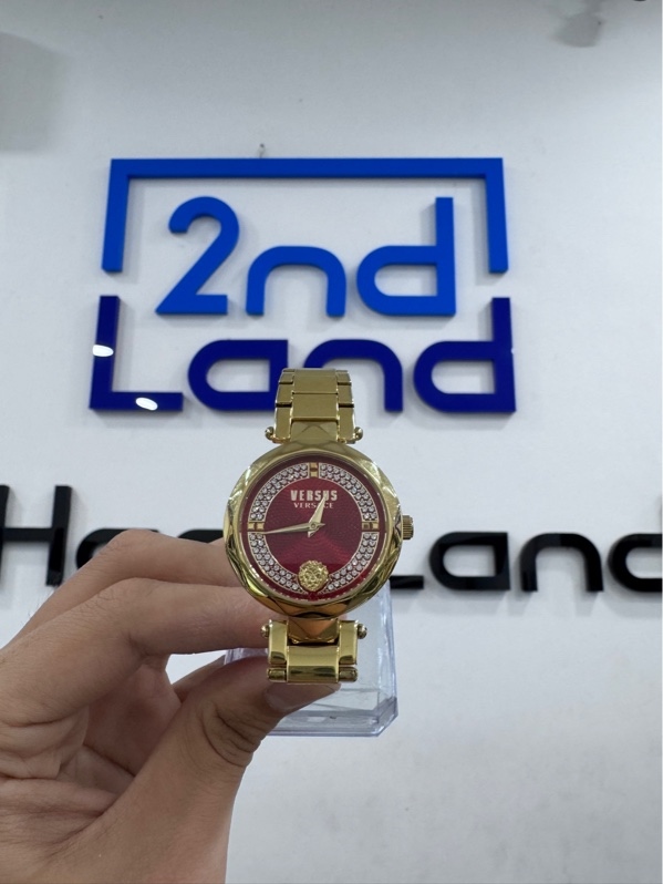 Đồng hồ Versus Versace VSPCD9621 - Màu vàng - Ngoại hình 97% - viền xước nhẹ - Kèm box , thẻ