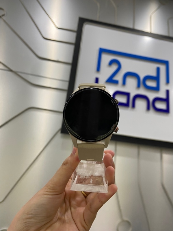 Đồng Hồ Xiaomi Mi Watch - Màu trắng - Ngoại hình: 97% - Xước sườn - Kèm sạc