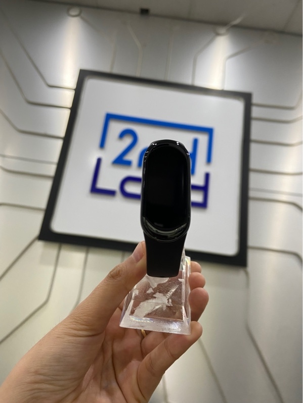 Đồng hồ Xiaomi Smart Band 9 - 20mm - Màu đen - Ngoại hình: 97% - Kèm sạc