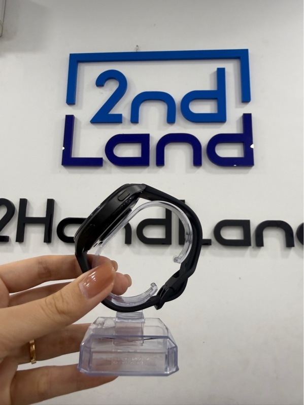 Đồng hồ Xiaomi Watch 2 - Màu đen - Ngoại hình 98% - Kính xước nhẹ - Kèm sạc