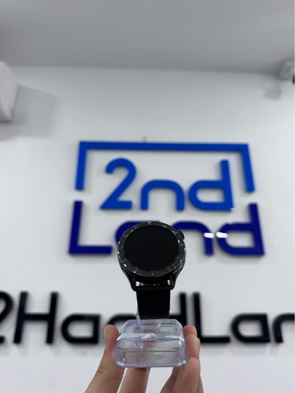 Đồng hồ Xiaomi Watch s4 - Màu đen - Ngoại hình 96% - Kính xước nhẹ, viền bị oxy, nút dưới bị kẹt - Kèm box sạc