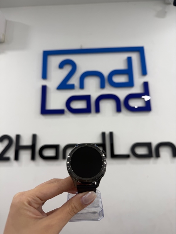 Đồng hồ Xiaomi Watch S4 - Màu đen - Ngoại hình 98% - kính xước nhẹ - Kèm box , sạc - còn BH cellphoneS đến 24/08/2026