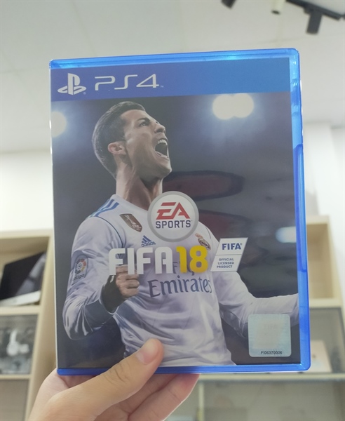 Đĩa Game PS4 - FIFA 18 - 99%