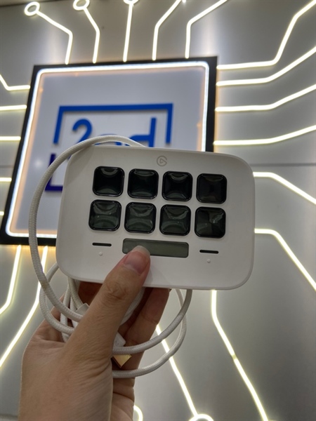 Elgato Stream Deck Neo - Màu trắng - Ngoại hình: 98% - Kèm Box 0