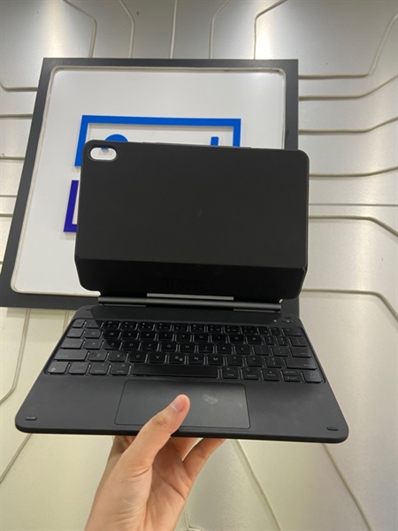 ESR Magnetic Rebound Keyboard Case For iPad Air, Pro 11 inch - Màu đen - Ngoại hình: 98% - Body