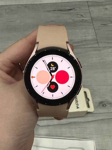 Samsung Watch 4 - 40mm - Hồng - 98% - Bản GPS - Fullbox