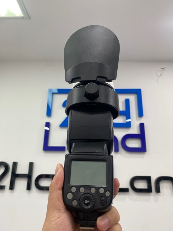 Flash Godox V860ll for Canon - Màu đen - Ngoại hình: 96% - Nức nhựa - Kèm phụ kiện