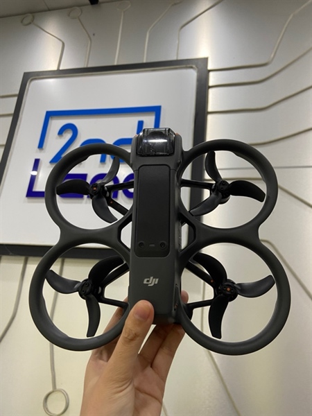 Flycam DJI Avata 2 - Màu xám - Ngoại hình: 98% - Kính trầy - Kèm tay điều khiển + 1 Pin ( chu kì 13 lần ) + kính DJI google N3 + thẻ nhớ 128GB