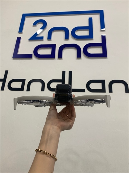 Flycam DJI Flip Fly More Combo - Màu xám - Ngoại hình: 97% - Gãy 3 tăm bảo vệ cánh, cánh trầy - Box, kèm 3 pin chu kì sạc 02/02/02 + 3 bộ cánh thay thế + tay rc 2 2