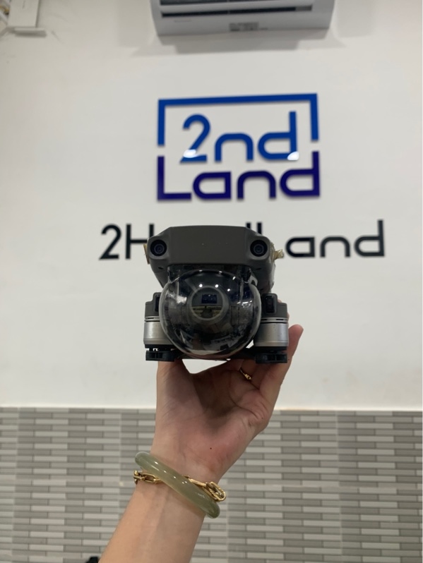 Flycam DJI Mavic 2 Zoom - Màu xám - 2 pin chu kì sạc 25 28 - Ngoại hình: 97% - Kèm 2 dock sạc + 1 bộ cánh thay