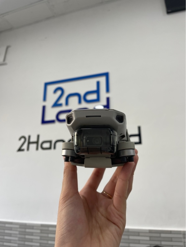 Flycam DJI Mavic Mini 2 Combo - Màu xám - Ngoại hình: 96% - Có đâm đụng - Kèm 2 pin chu kì sạc 14/16 + tay RC 1 + túi + 3 bộ cánh thay thế