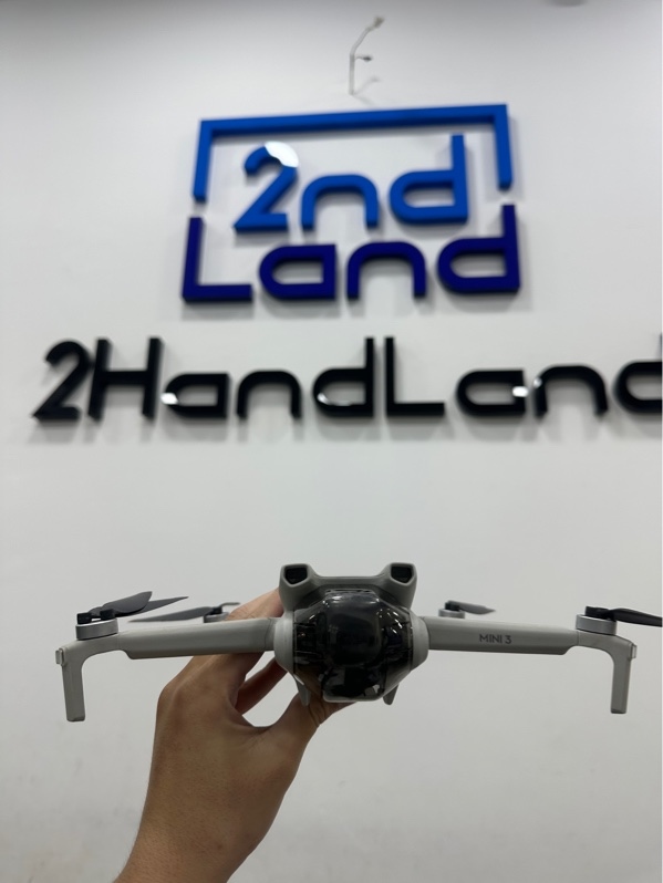 Flycam DJI Mini 3 - Bản đơn - Màu bạc - Ngoại hình 97% - Cánh cấn nứt , tay trầy da nhiều - Kèm box + 1 tay + 1 pin 42 lần sạc + Dây kết nối