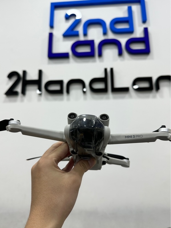 Flycam DJI Mini 3 Pro ( DJI RC ) bản thường - Màu xám - Ngoại hình 97% - Kèm 2 pin thường (11 lần, 3 lần) + Tay RC 1 + Dock sạc linh kiện + Túi đựng + Cánh thay thế + Dây C-C
