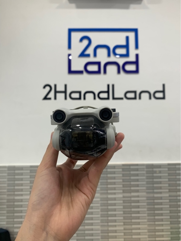 Flycam DJI Mini 3 Pro - Flymore Kit plus - Màu xám - 3 pin ( 8-5-5) ( 1 pin plus ) - Ngoại hình: 97.5% - Mất nắp sau gimbal - Kèm tay RC, 2 bộ cánh thay