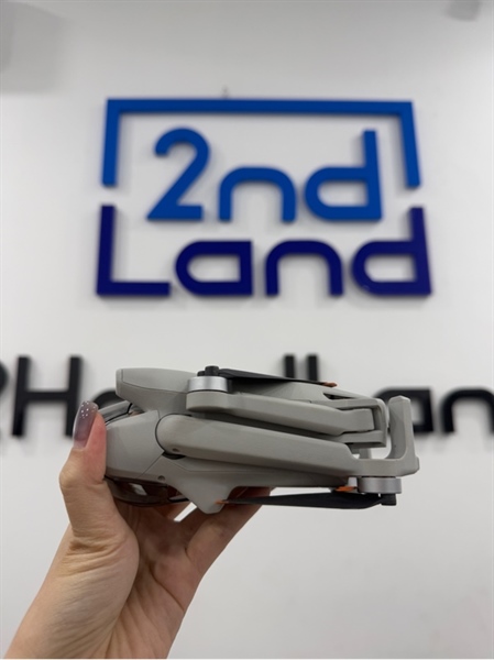 Flycam DJI Mini 3 thường - Bản đơn tay RC - Màu xám - Ngoại hình 98% - Kèm 1 pin (chu kì 9) + 1 pin plus ( chu kì 2) , dock sạc đôi , túi 3