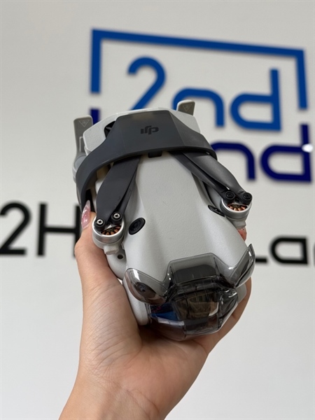 Flycam DJI Mini 4 Pro - Combo Flymore Plus - Xám - 98% - Kèm 03 pin (0-1-5) + 1 dock sạc + 1 Tay RC - Kèm túi + box 1