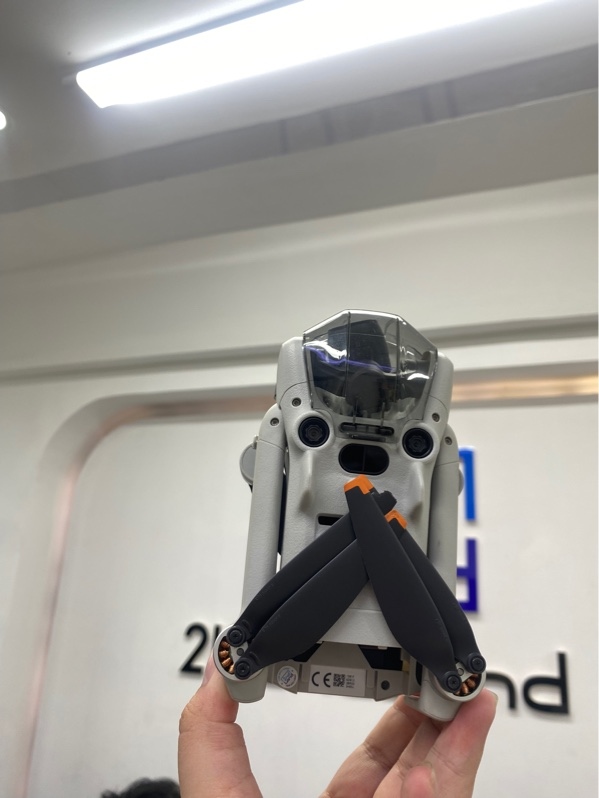 Flycam DJI Mini 4 Pro - Màu xám - Ngoại hình 98% - Kèm túi 2 pin (5/6), tay cầm, dock sạc