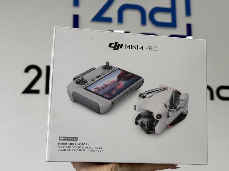 Flycam DJI Mini 4 Pro - Xám - 98% - Kèm 03 pin (0-1-5) + 1 dock sạc + 1 Tay RC - Kèm túi + box