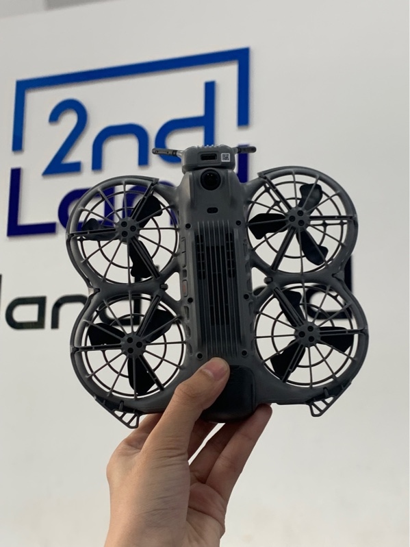 Flycam DJI neo 2 combo - Màu xám - 3 pin chu kì sạc 0/0/1 - Ngoại hình: 98% - Kèm tay rc n3 + hộp