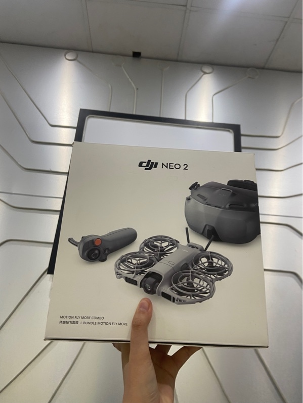 Flycam DJI Neo 2 - Màu xám - Ngoại hình: 97.5% - Kèm Box + tay Motion 3 + kính N3 + sạc+ 3 pin (3,4,7)