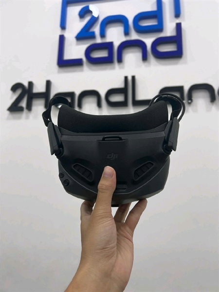 Flycam DJI Neo FPV Combo - Màu xám - Ngoại hình 97% - Kèm tay DJI RC Motion 3 + Kính DJI Goggles N3 + 3 PIN ( 31 - 48 - 55 ) + Bảo vệ cánh + Hộp Filter + Dock sạc đôi + Cáp sạc + Ốp đèn led + túi đựng, cánh thay thế 2