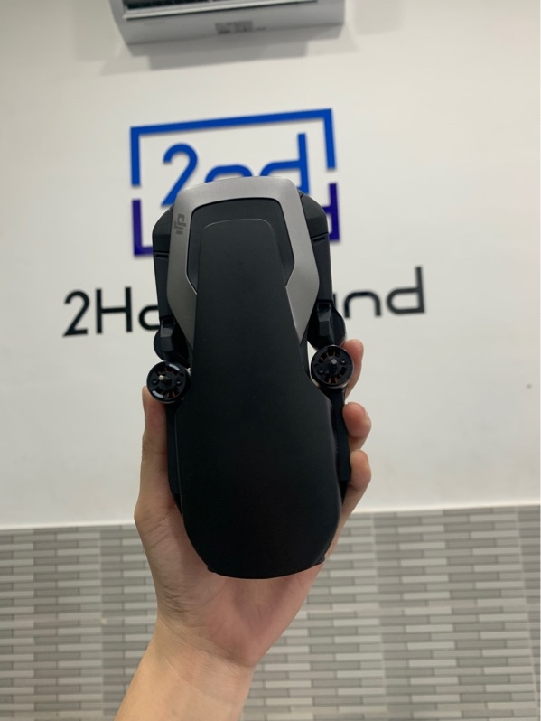 Flycam MAVIC AIR EU11x - Màu xám - Ngoại hình: 97% - Kèm 1 pin + nguồn + dock sạc + túi và bộ cánh thay thế