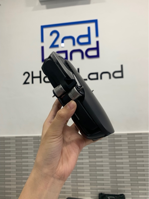 Flycam MAVIC AIR EU11x - Màu xám - Ngoại hình: 97% - Kèm 1 pin + nguồn + dock sạc + túi và bộ cánh thay thế