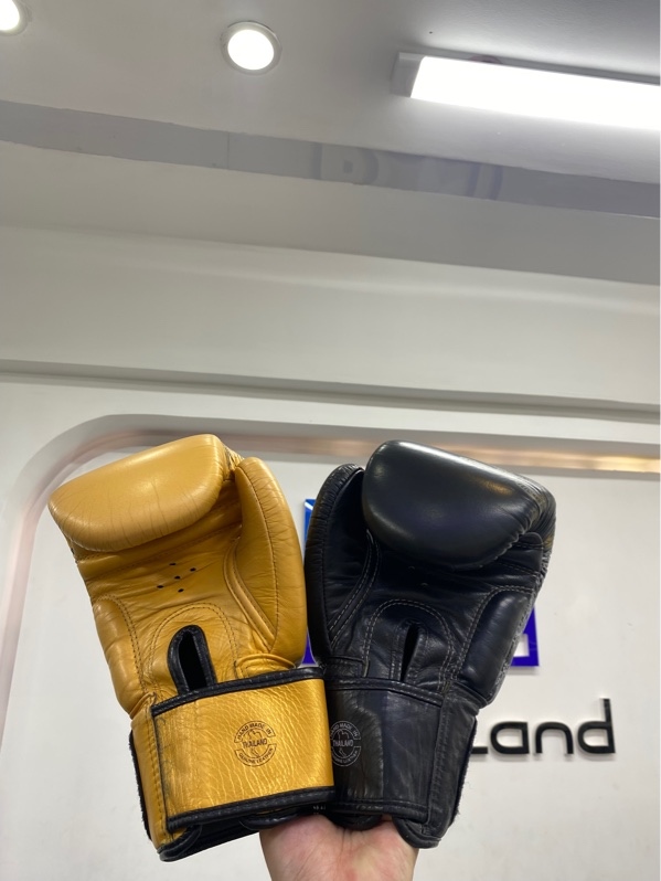 Găng tay boxing Fairtex Harmony Six BGV26 - Size 14 - Màu vàng đen - Ngoại hình 97,5% - Body