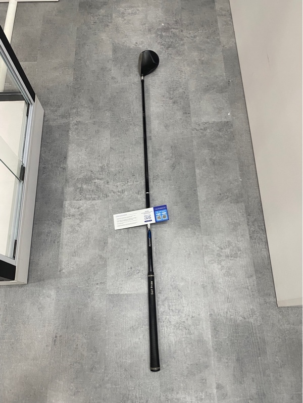 Gậy Golf TaylorMade JetSpeed - Màu đen - Ngoại hình: 96% - Trầy cán, đầu gậy cấn trầy nặng - Body