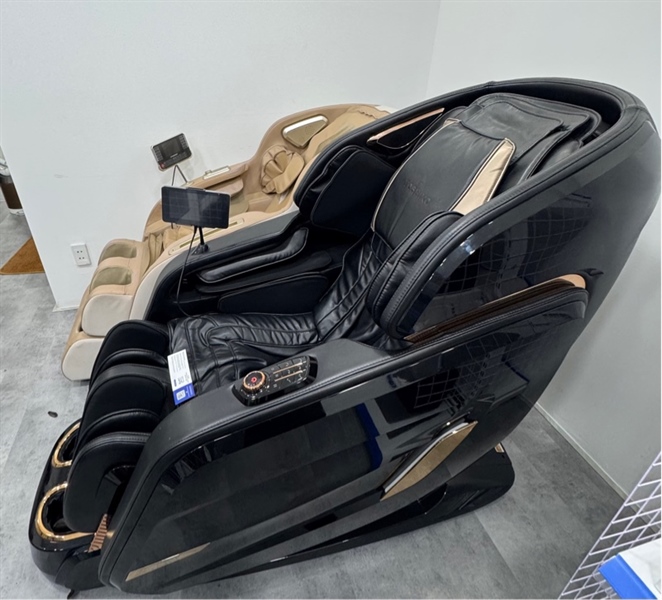 Ghế massage cao cấp 4D Toshiko T98 - Màu đen - Ngoại hình 98% - Kèm dây nguồn 1