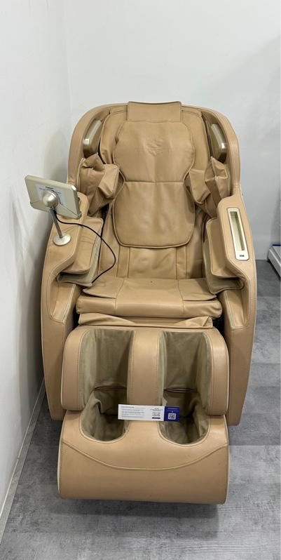 Ghế Massage KingSport G77 - Màu vàng - Ngoại hình 97% - tróc da đệm nhẹ - Body