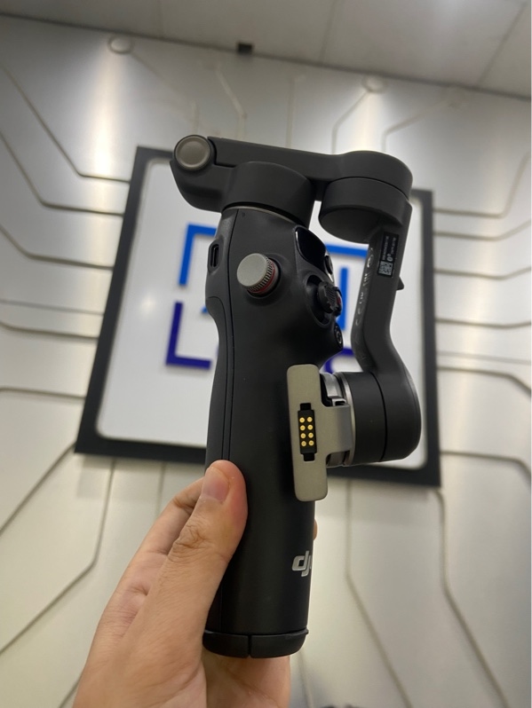 Gimbal DJI Osmo 7P - Màu xám - Ngoại hình: 97.5% - Kèm kẹp điện thoại + mô đun + túi